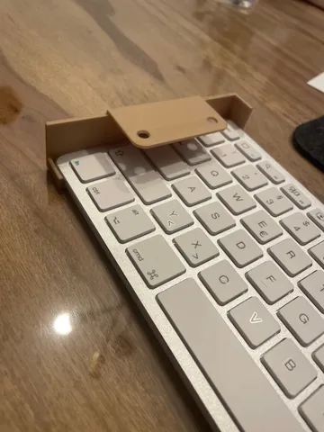 Apple Magic Keyboard Desk Mount