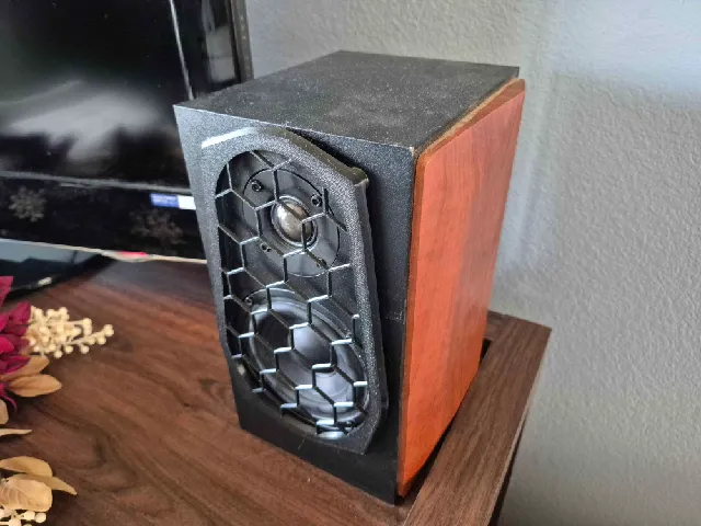 Amazon Basics Bookshelf Speaker Cover