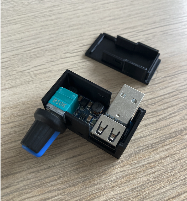 Miniatura 3 do modelo 3D USB Voltage/Fan Controller Case