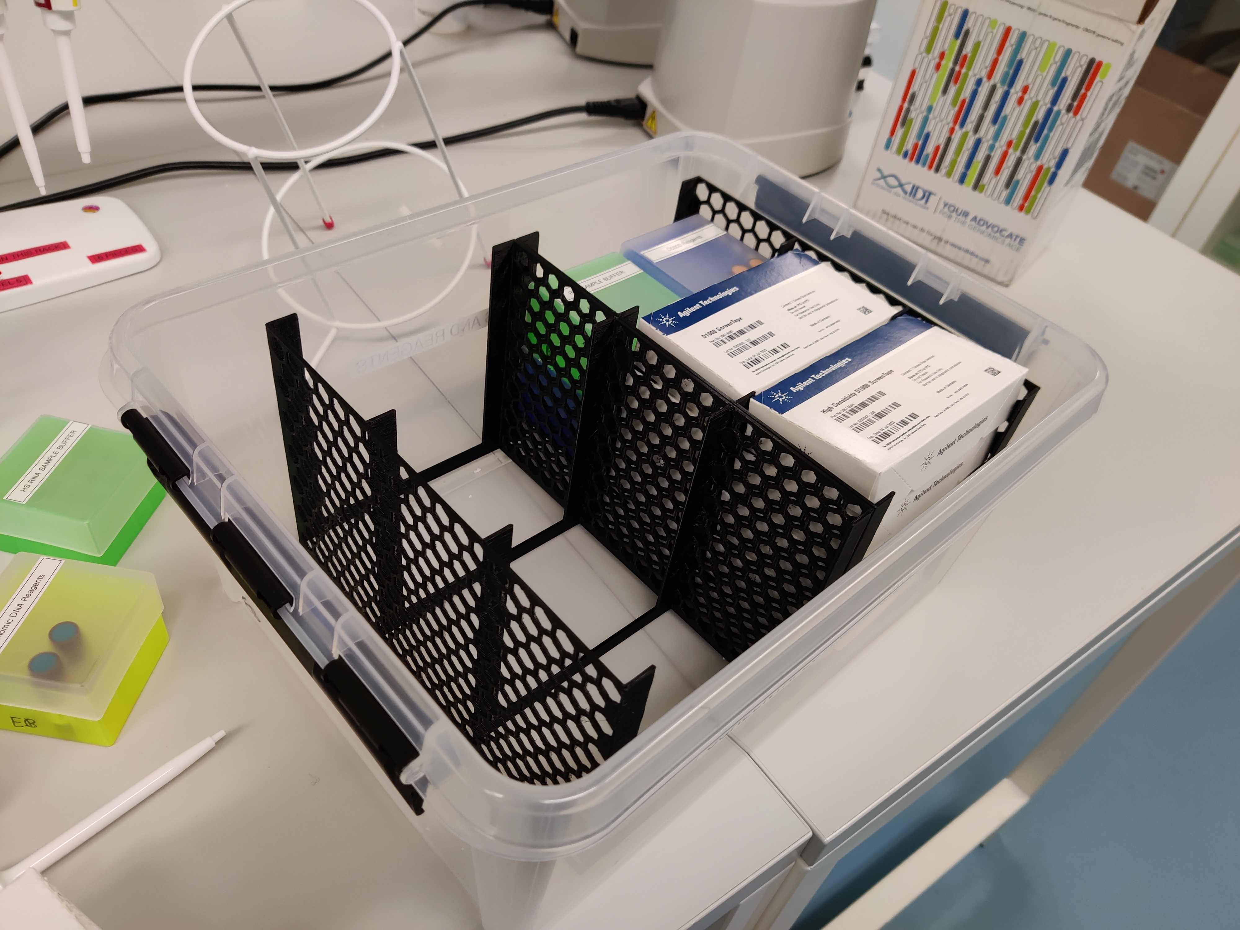 Organizer for Agilent screen tapes