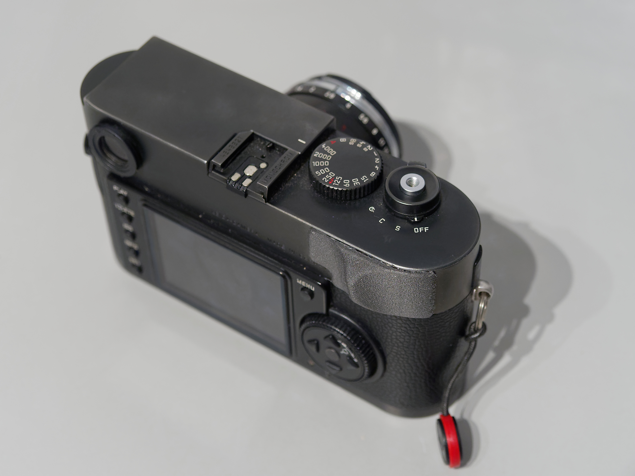 The Thumbamajig, A thumb grip for the Leica M8 / M9