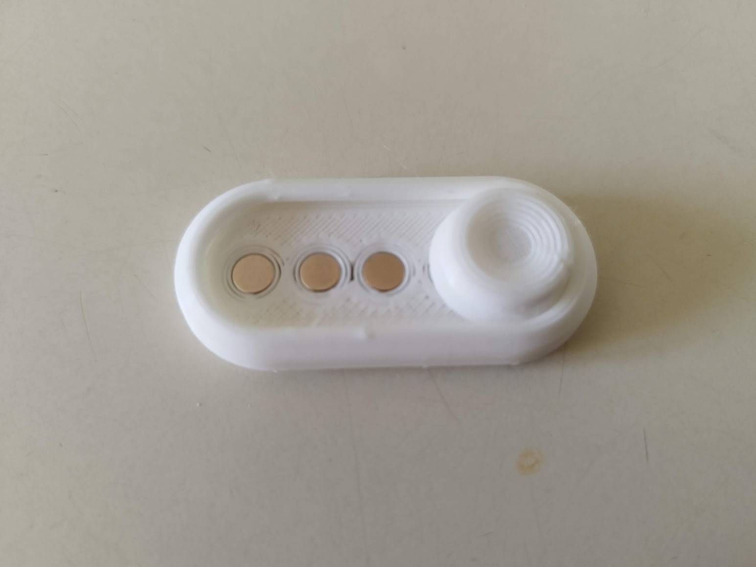 5 in a row magnet fidget toy