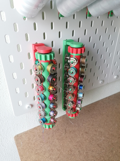 Thread bobbin holder for Skadis