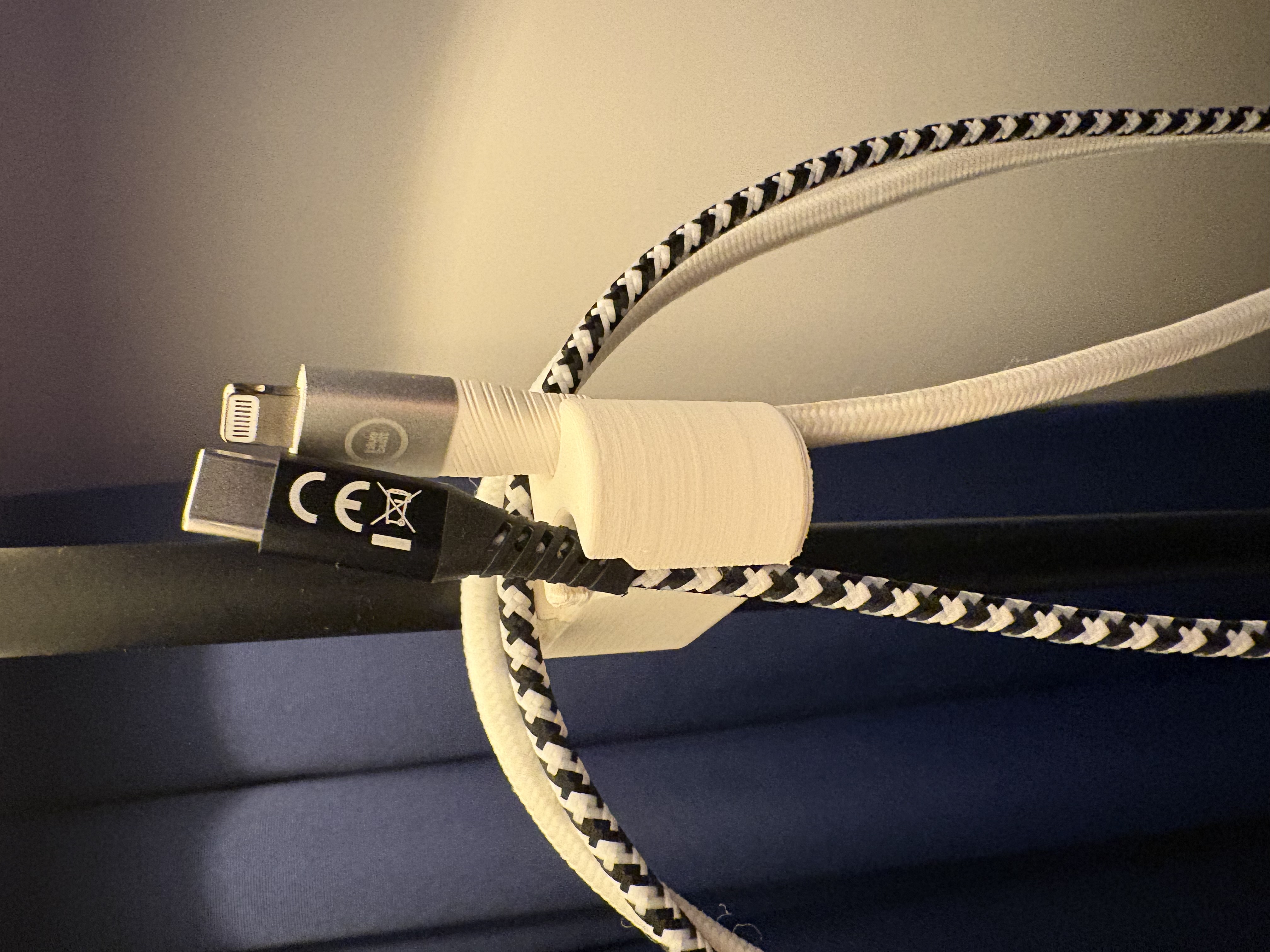 Cableholder for standing lamp — miniatura 3