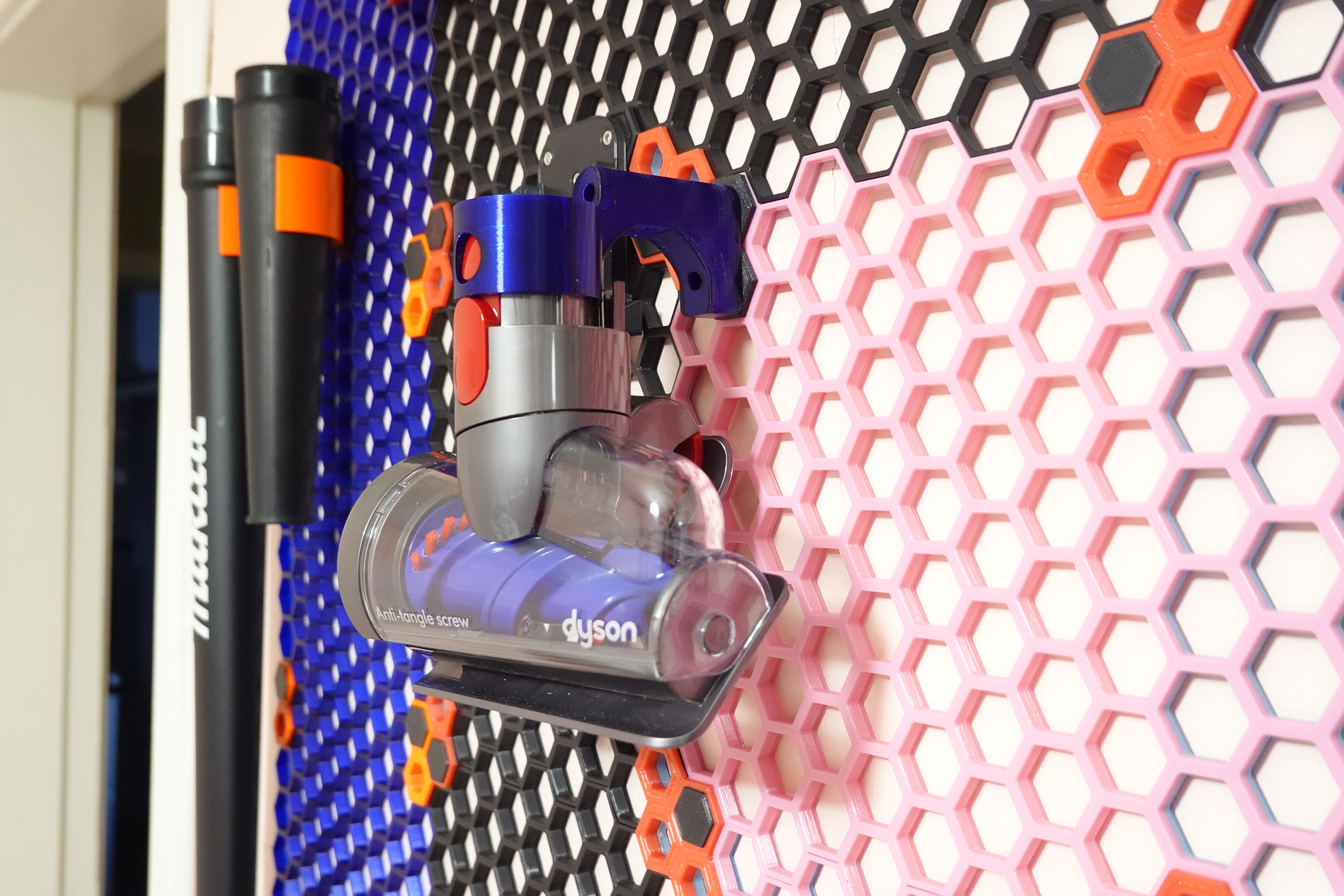Dyson V8/V10/V11/.... Tool Head Mounts for Honeycomb Storage Wall