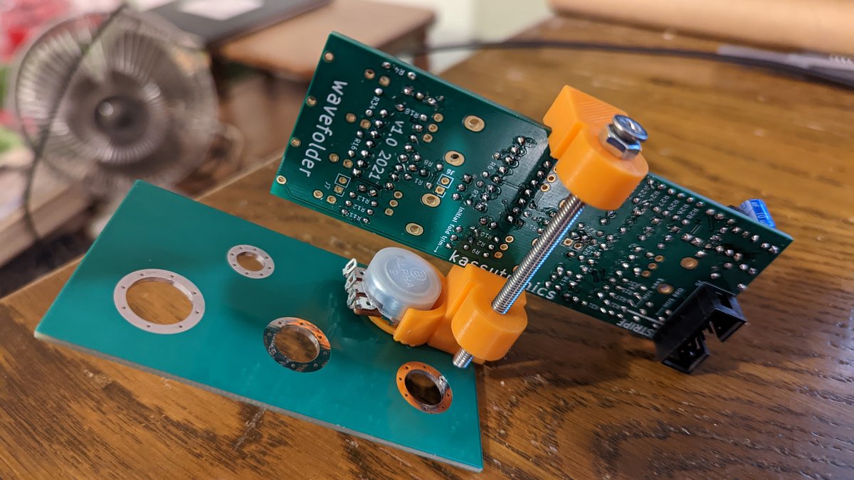 Synth PCB panel clamp
