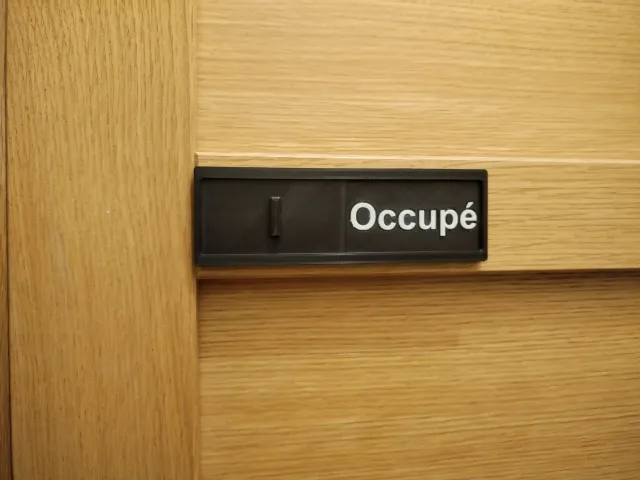 écriteau "LIBRE / OCCUPE"