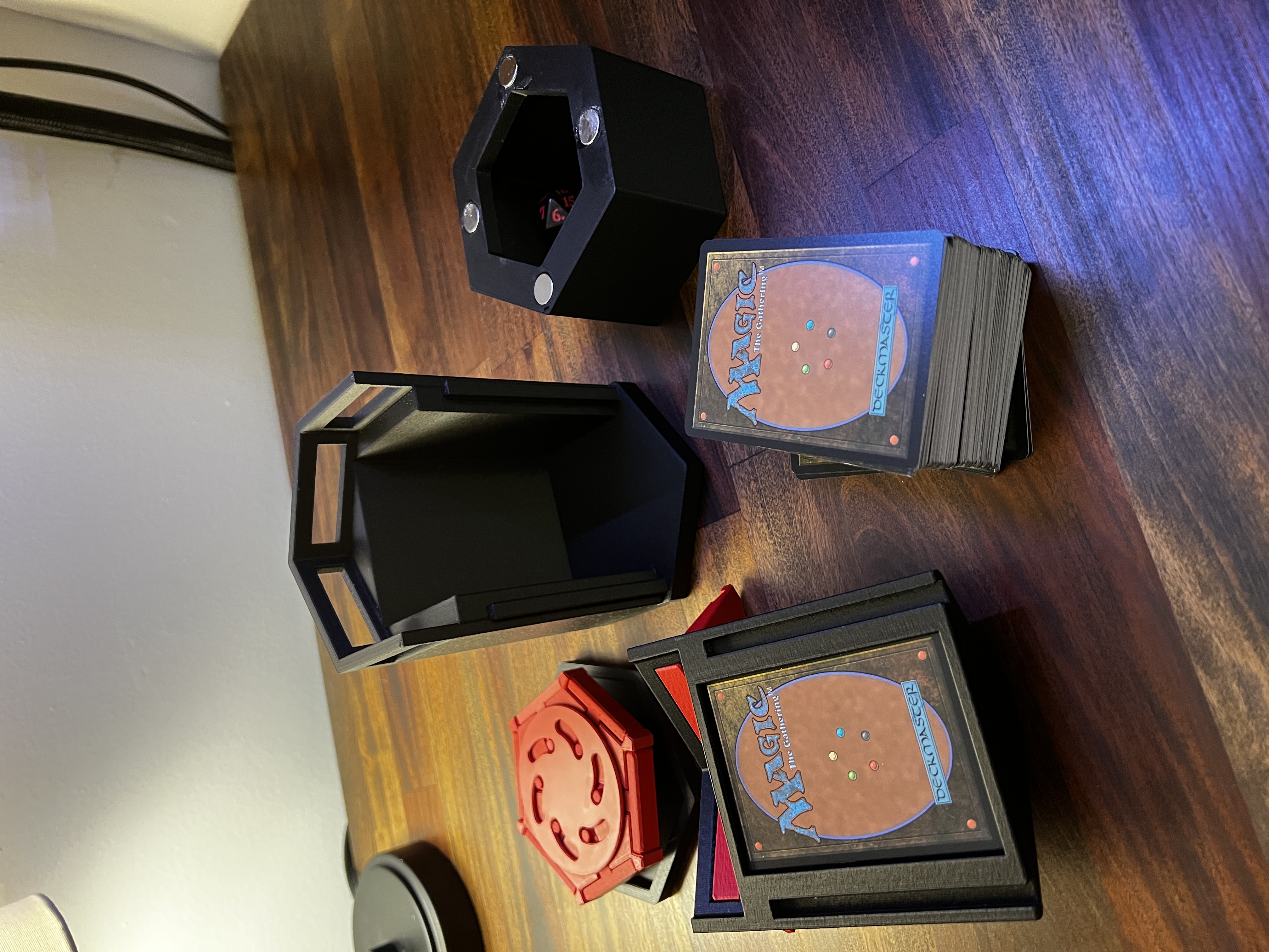 Safe Lock Commander Deck Box with Magnetic Dice Box