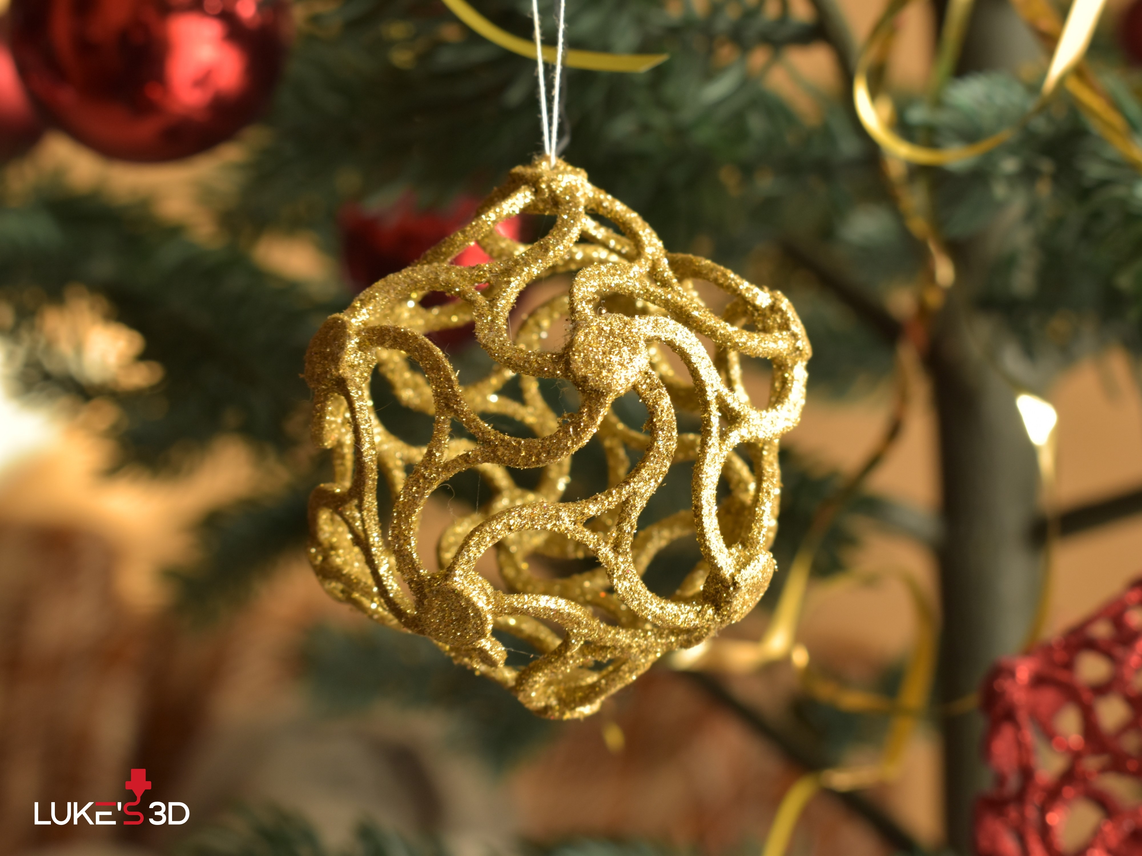 DIY Christmas Wavy Star Ball