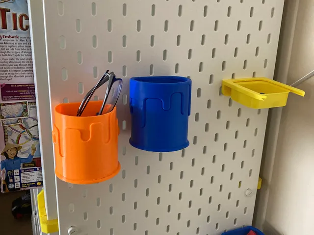 SKALLAX-DIS: Another IKEA SKADIS pegboard mount for KALLAX shelf