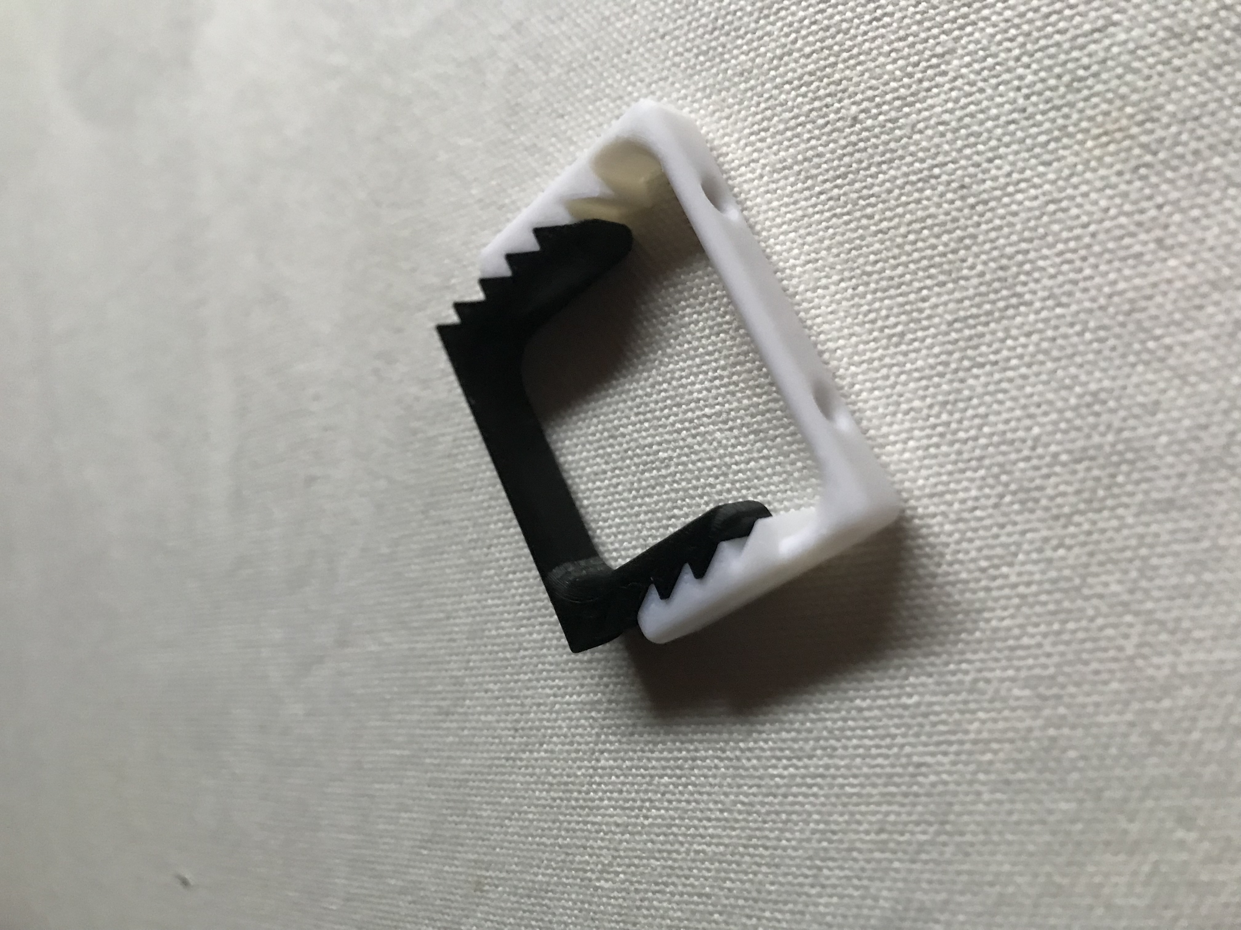 Miniatura 3 do modelo 3D Cable clip parametric