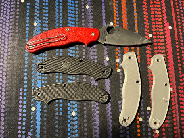 Spyderco Black Leaf Knife Scales