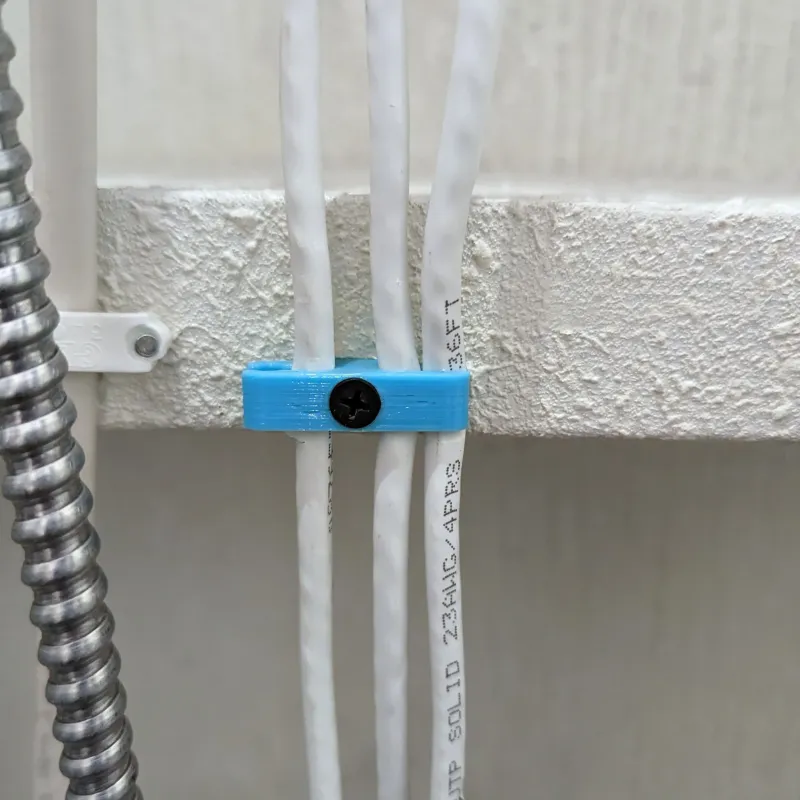 3D Printable Ethernet Cable Runners - Screw Mount Type by Muzz64