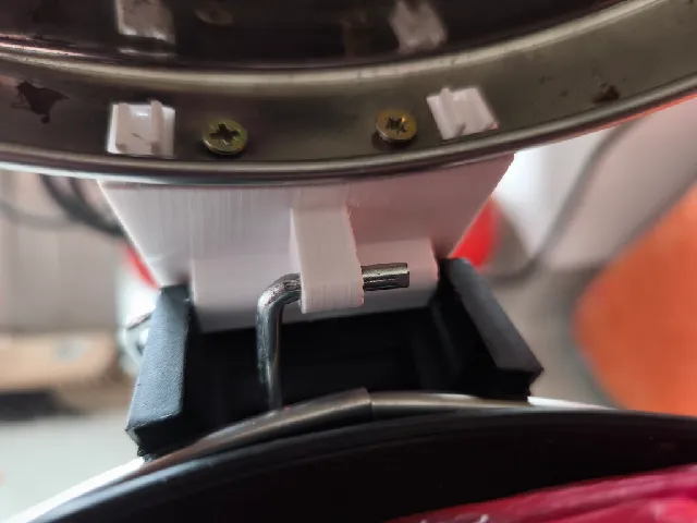 Trash Can Lid Hinge Mount
