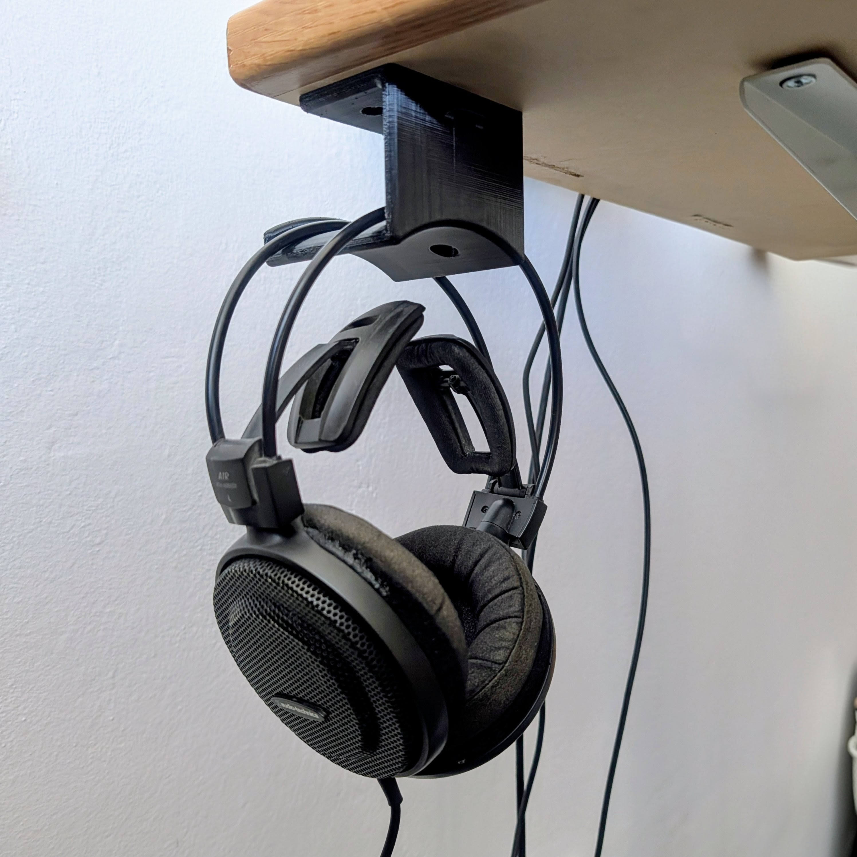 Widest Headphone hanger - Under desk w/ cable management
