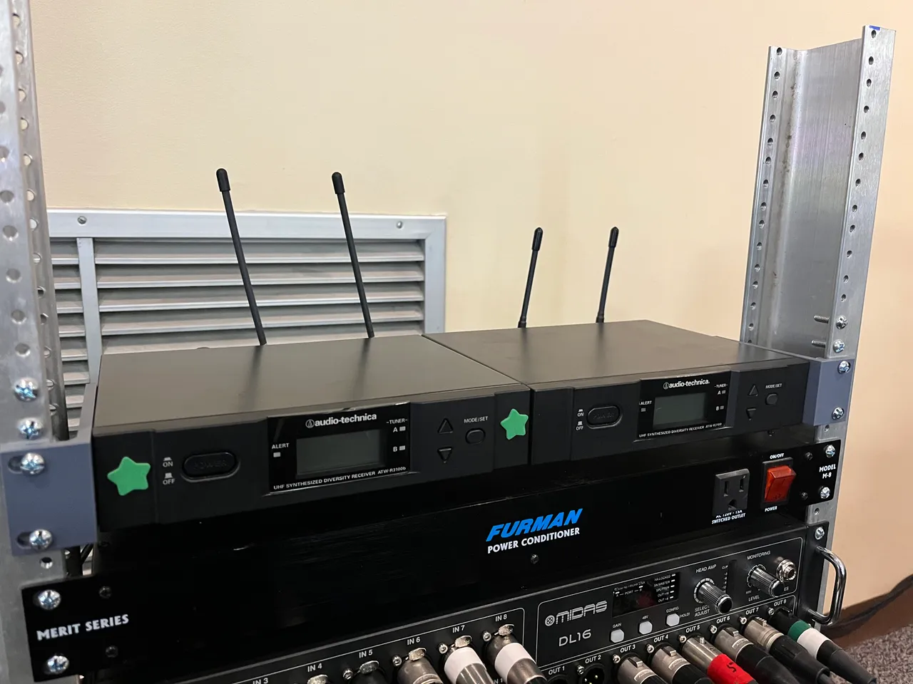 Audio rack mount by mfisherbsu | Download free STL model | Printables.com