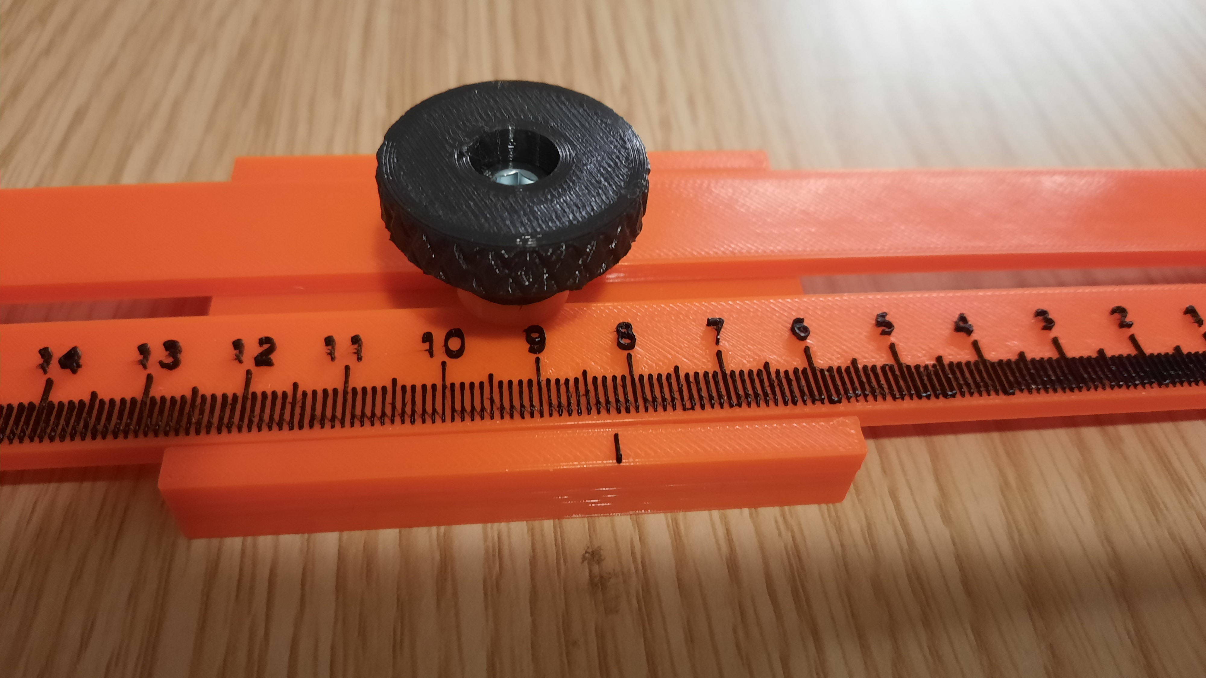 Marking ruler for marking distances from edges by Thommyfix Download