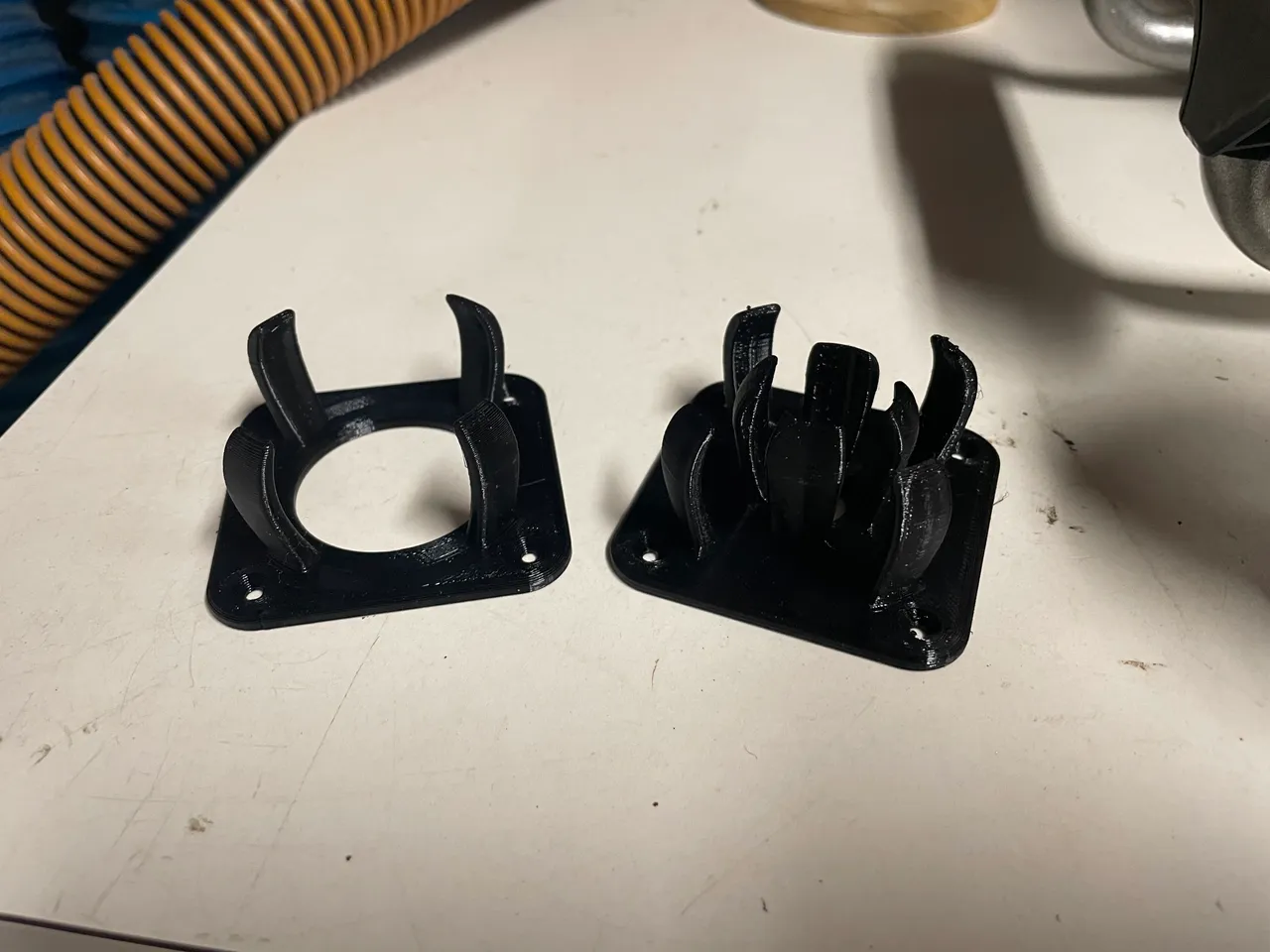 Shop Vac Attachment Mount for 2.5, 1.25, and some 1.875 (1⅞