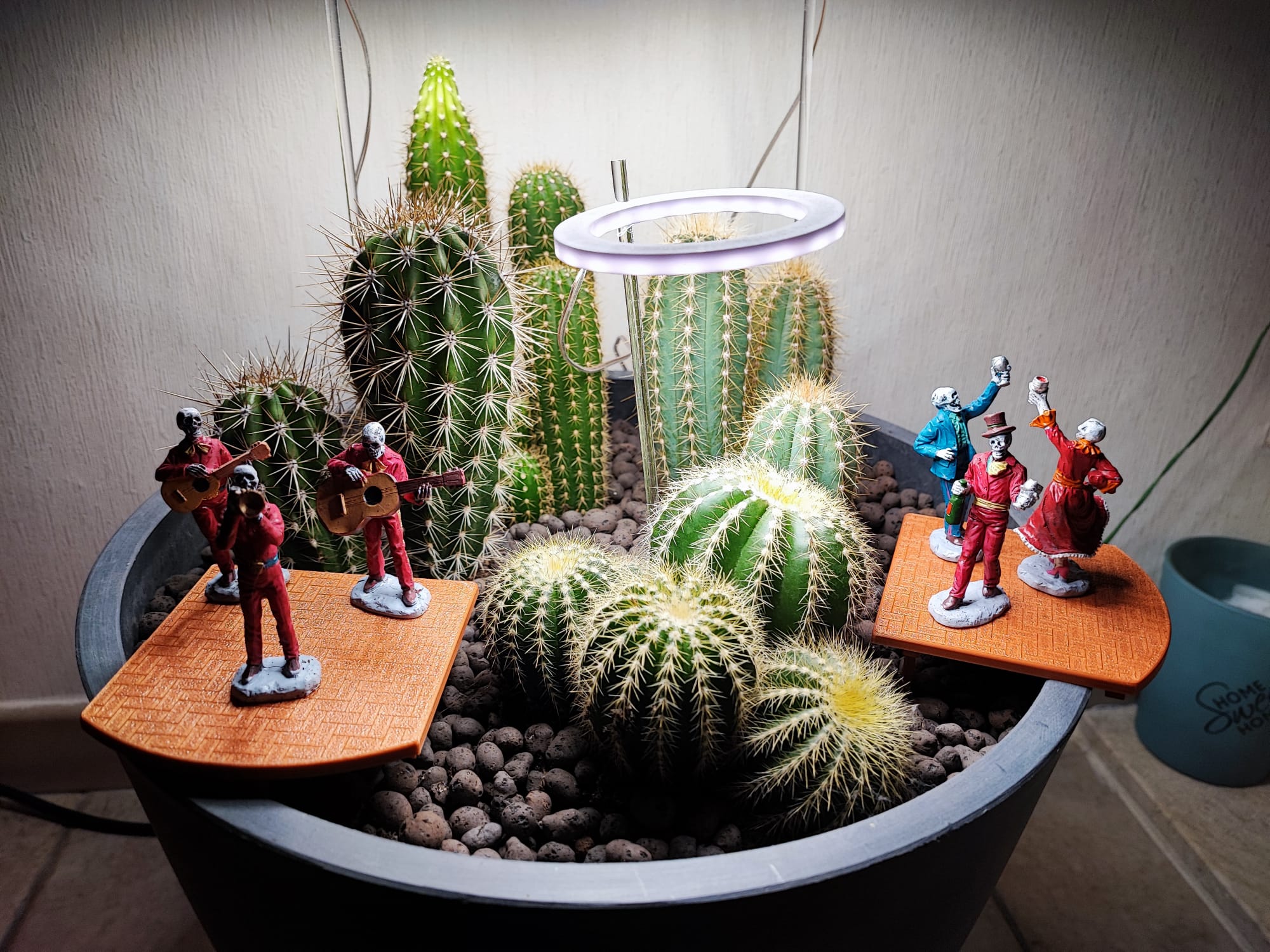 Planter Podium