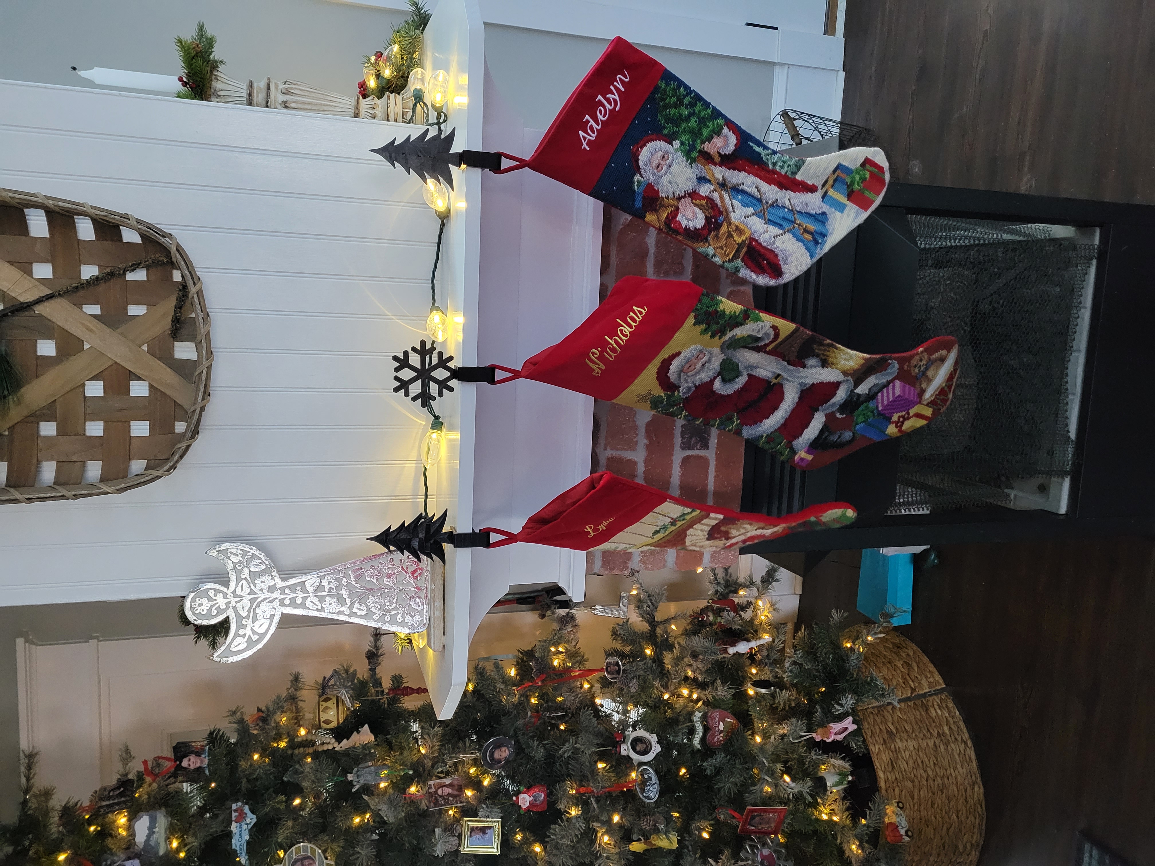 Decorative stocking hooks