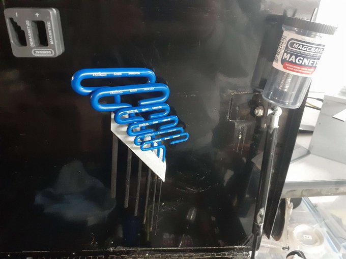 Metric Ekland T-Handle Magnetic Holder