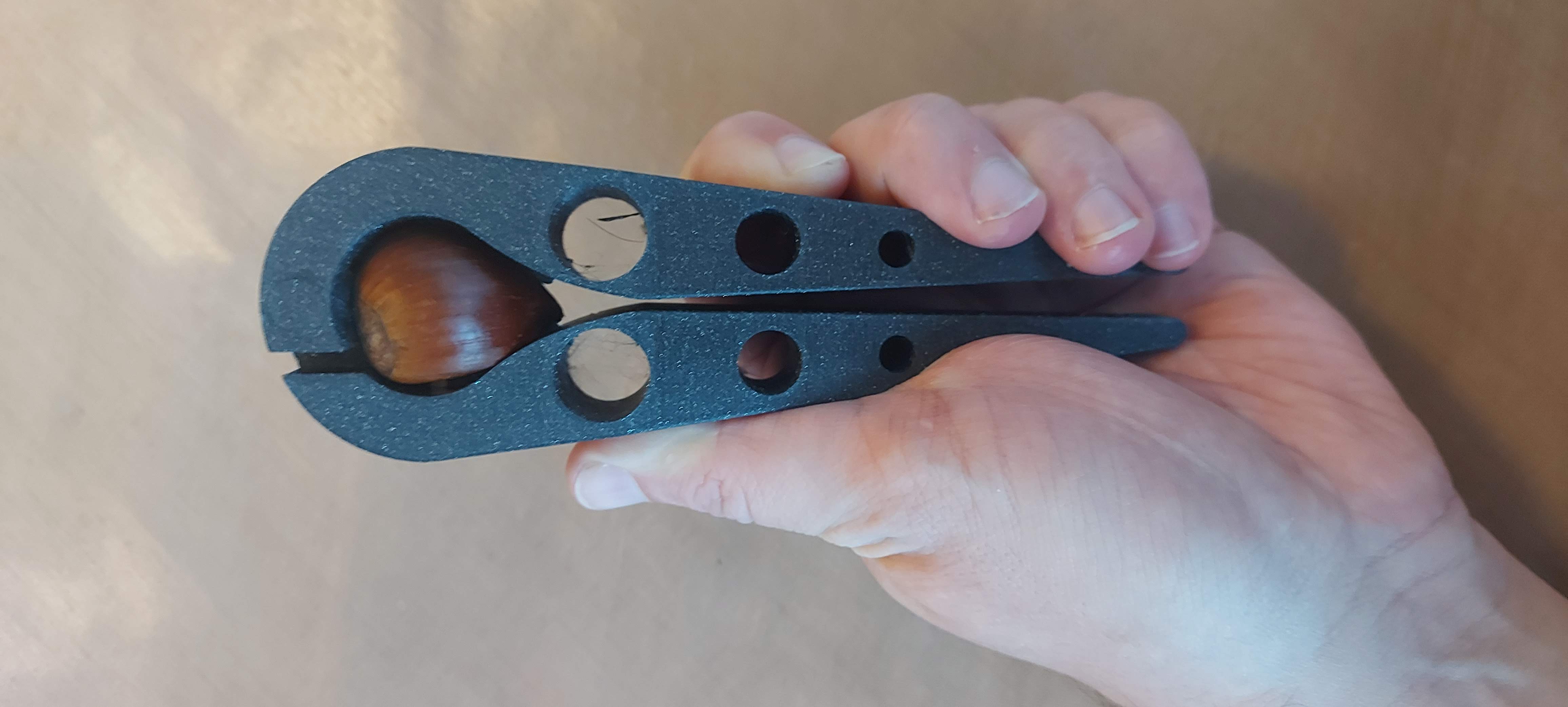 Chestnut Cutter — miniatura 4