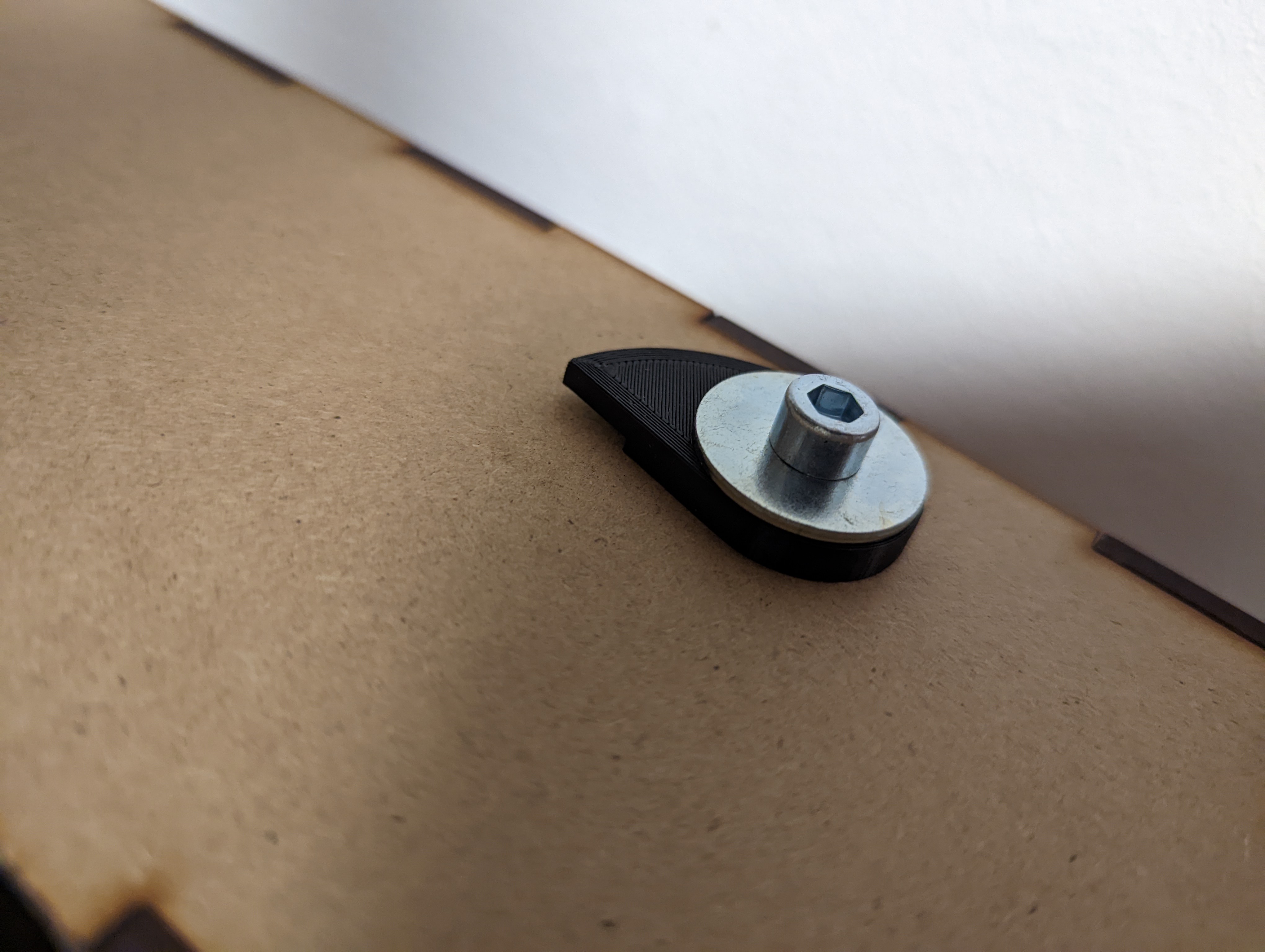 BLV enclosure cam lock by bernieke Download free STL model