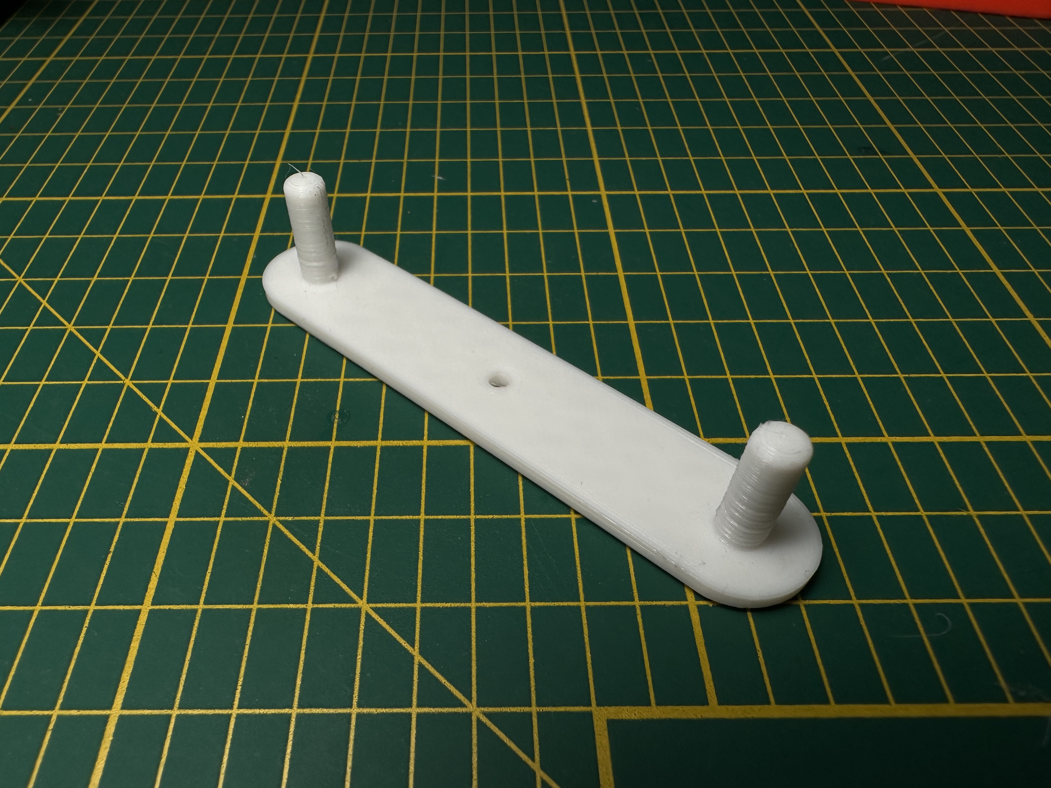 Center measuring tool