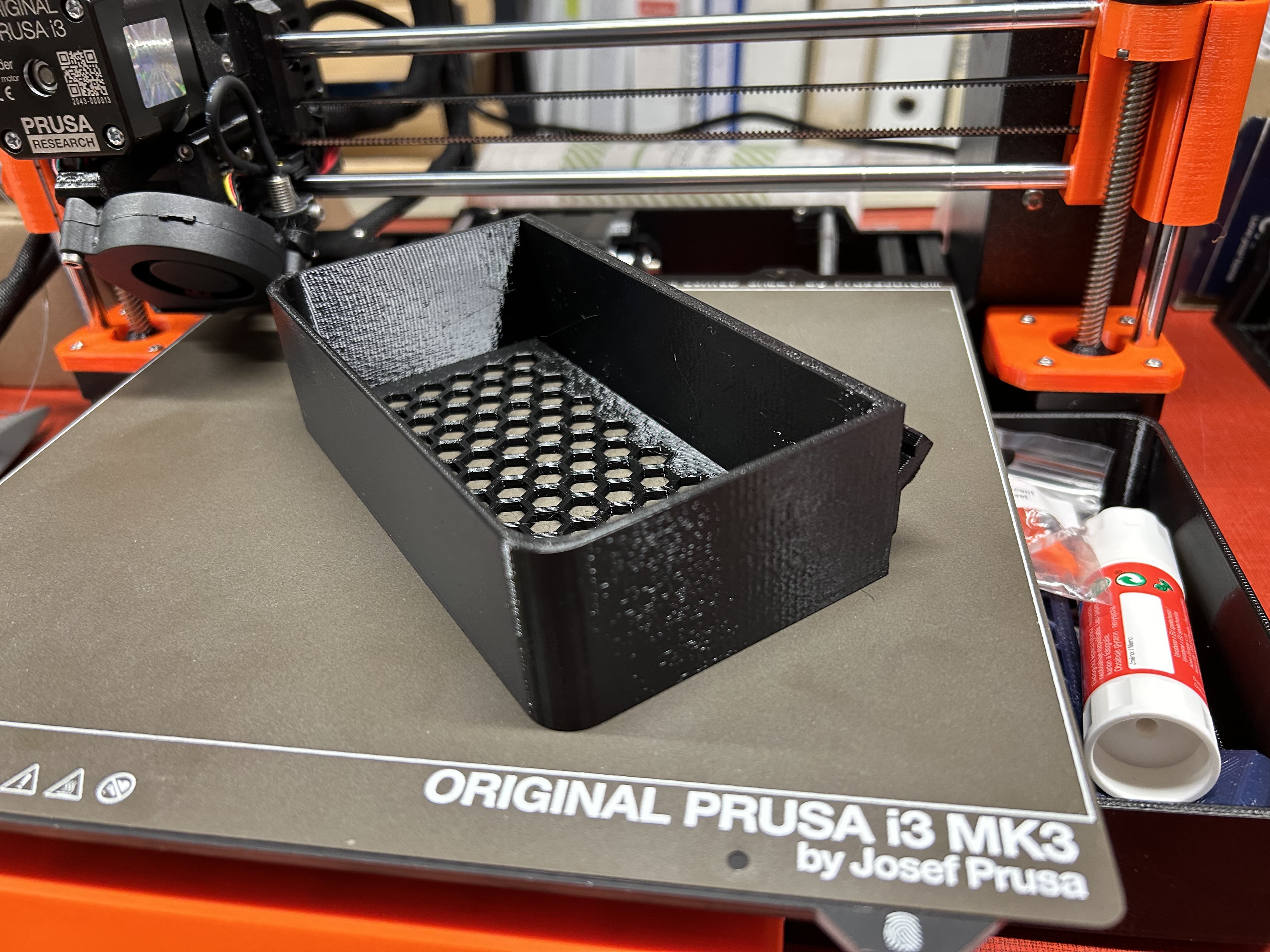 Side boxes with Hexagons