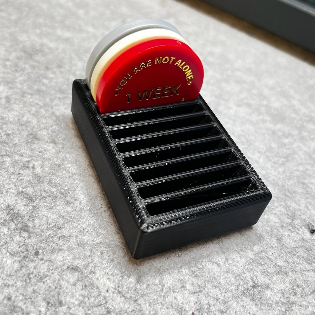 Poker token holder / AA token holder by Perlusion Download free STL