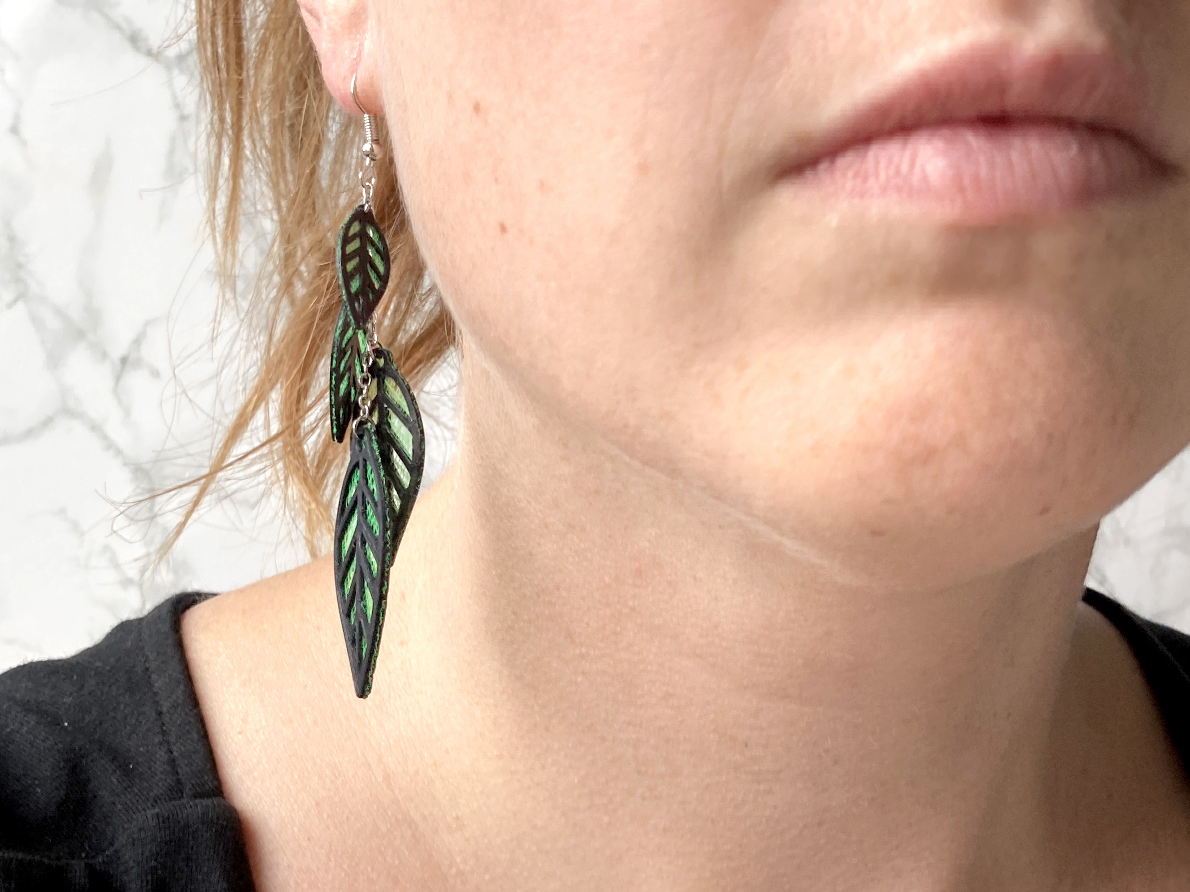 Miniatura 8 do modelo 3D Falling Leaves Earrings