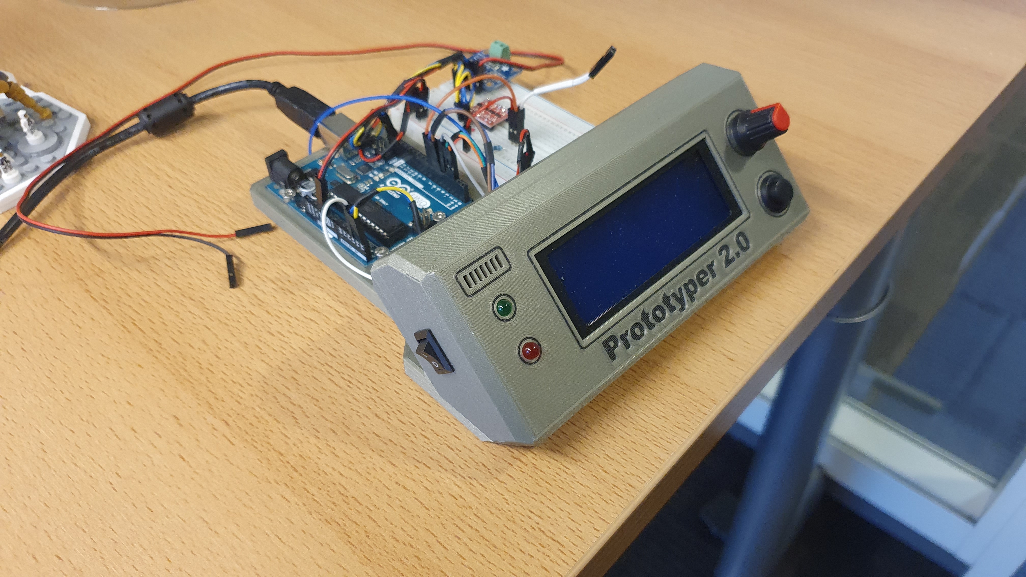 Arduino Breadboarder, Prototyper, Control and Read-out Unit
