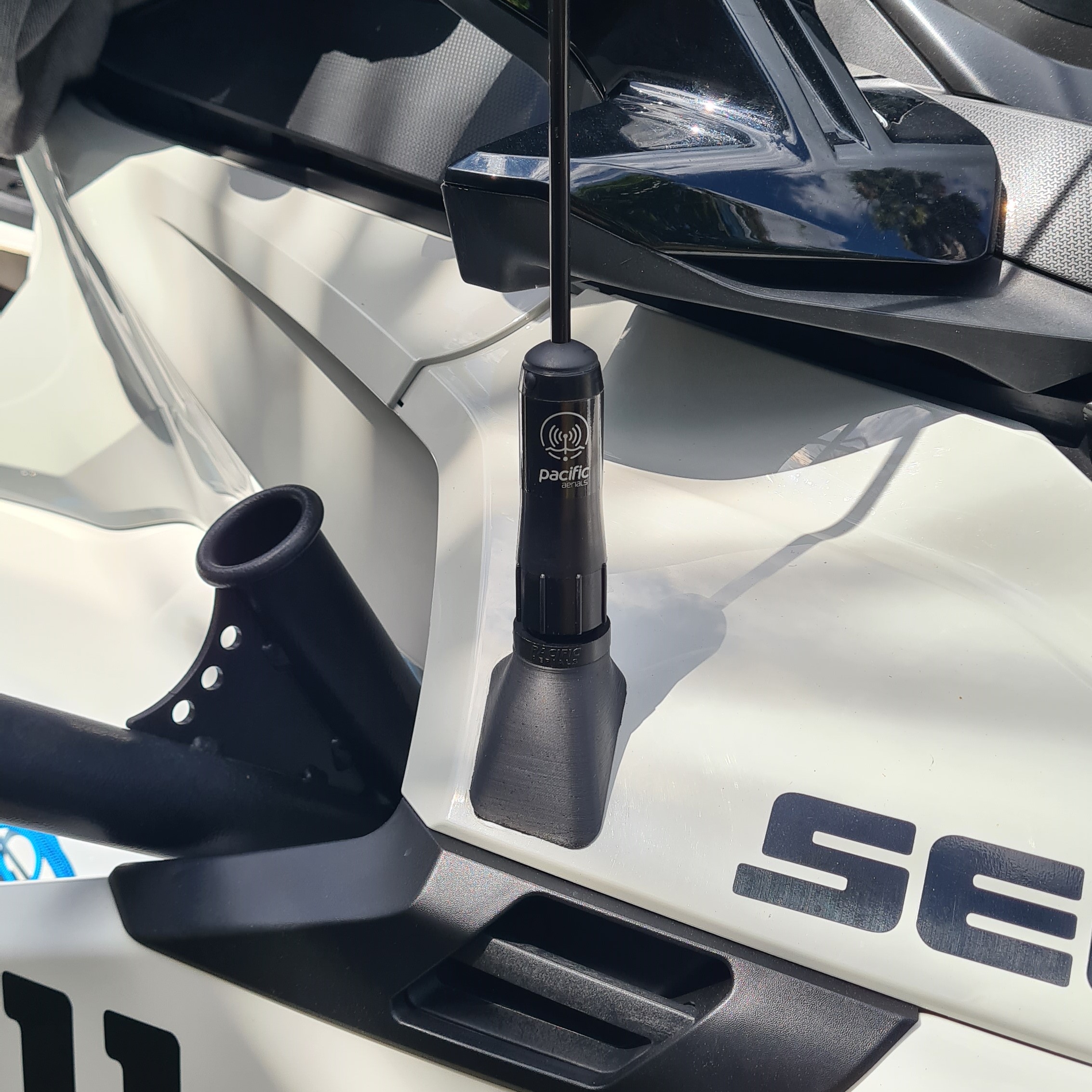 SeaDoo FishPro gx750 black box vhf marine VHF radio Mount by anchorman.nz Download free STL