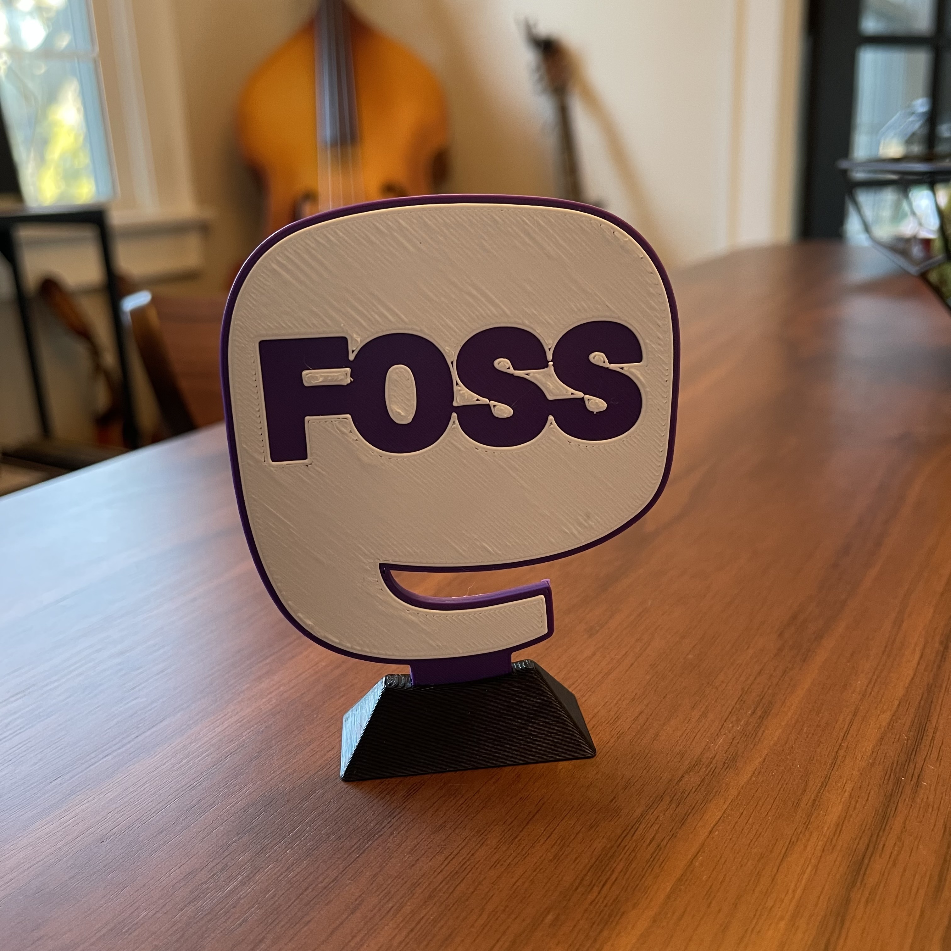 Fosstodon Logo with Stand