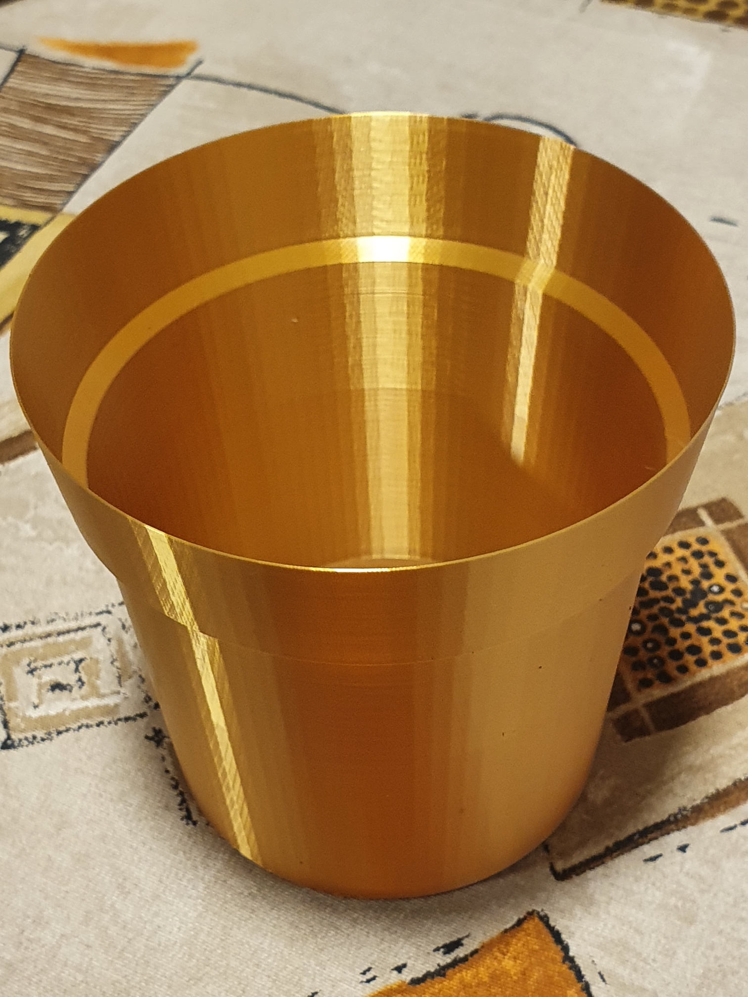Simple pot