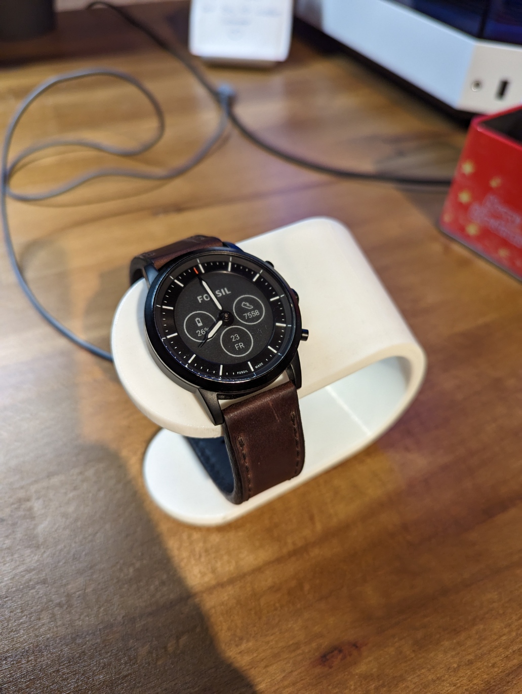 Smartwatch Stand/charger for Fossil by Markus | Download free STL model ...