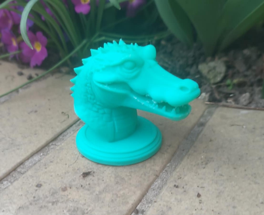 Crocodile Statue — thumbnail 2