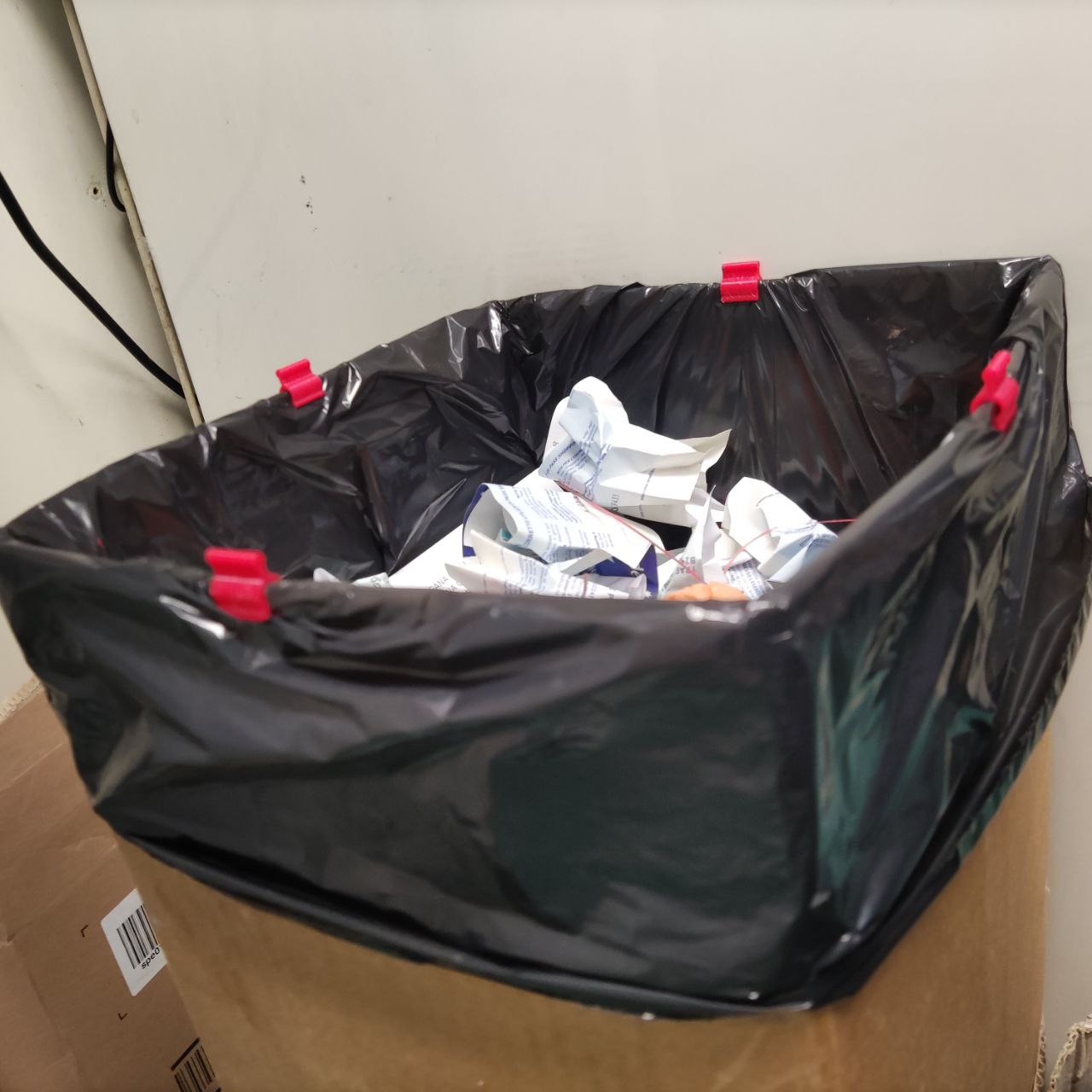 Clip trashcan — miniatura 2