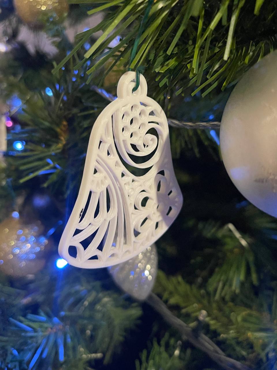 christmas tree decorations