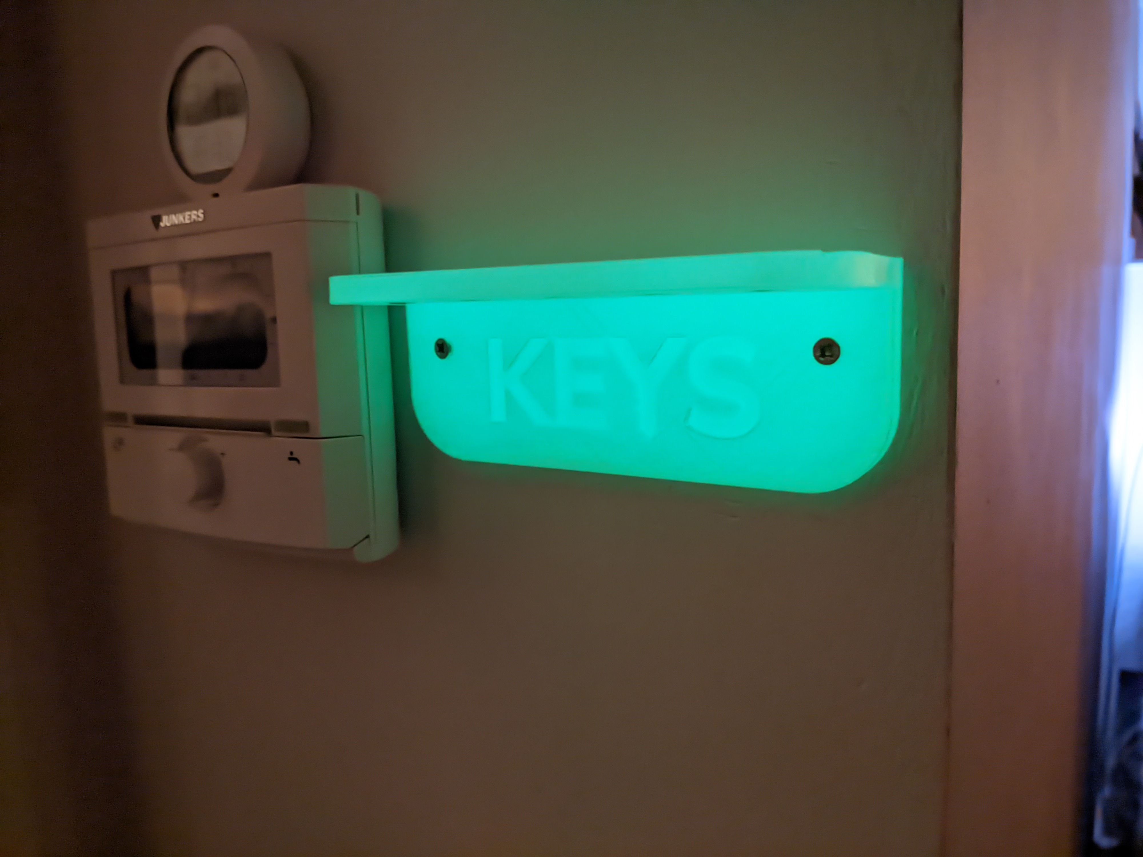 Magnetic key rack by dennisjanssen | Download free STL model ...