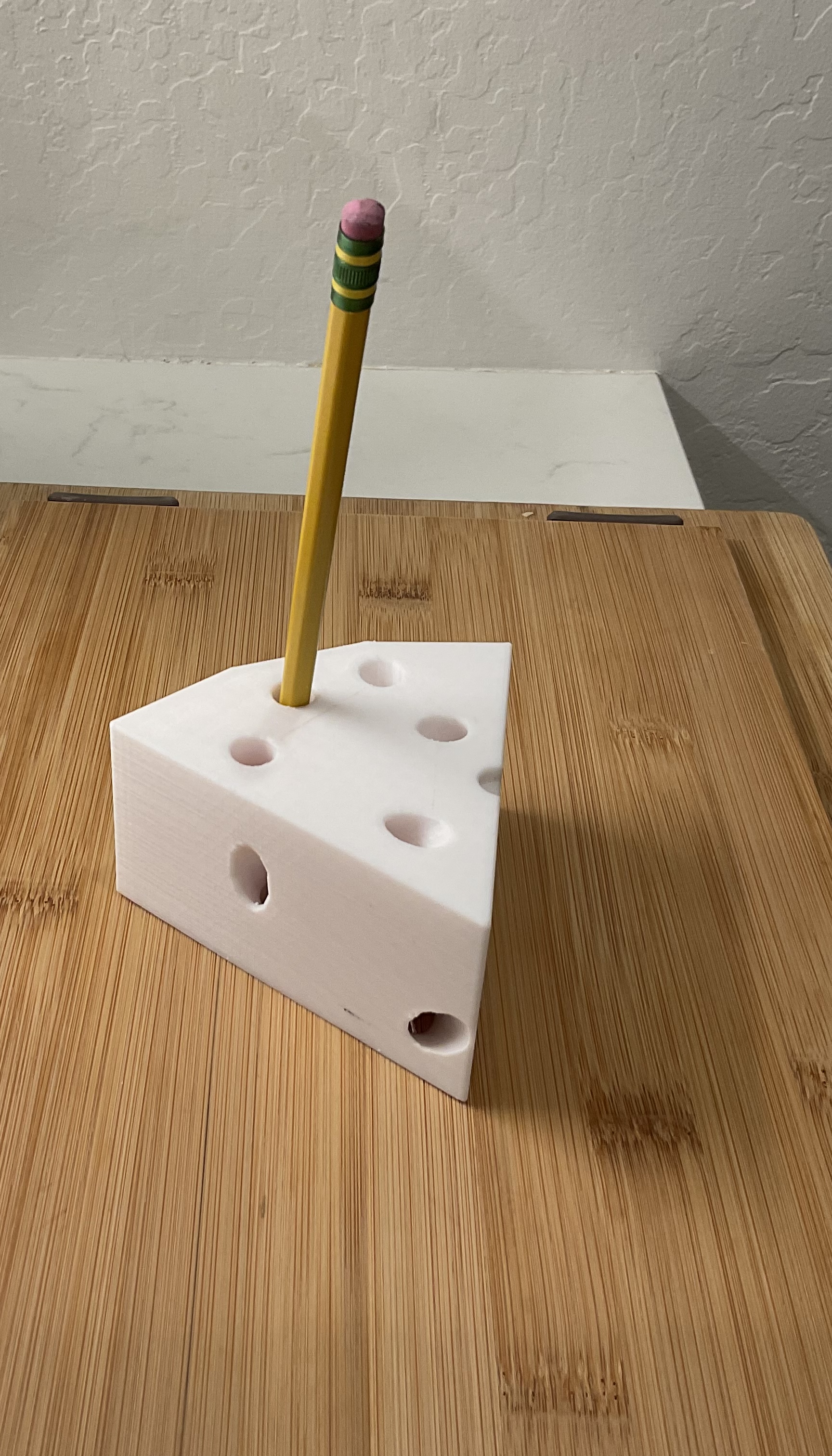 Cheese pencil holder by Fast 3D Download free STL model