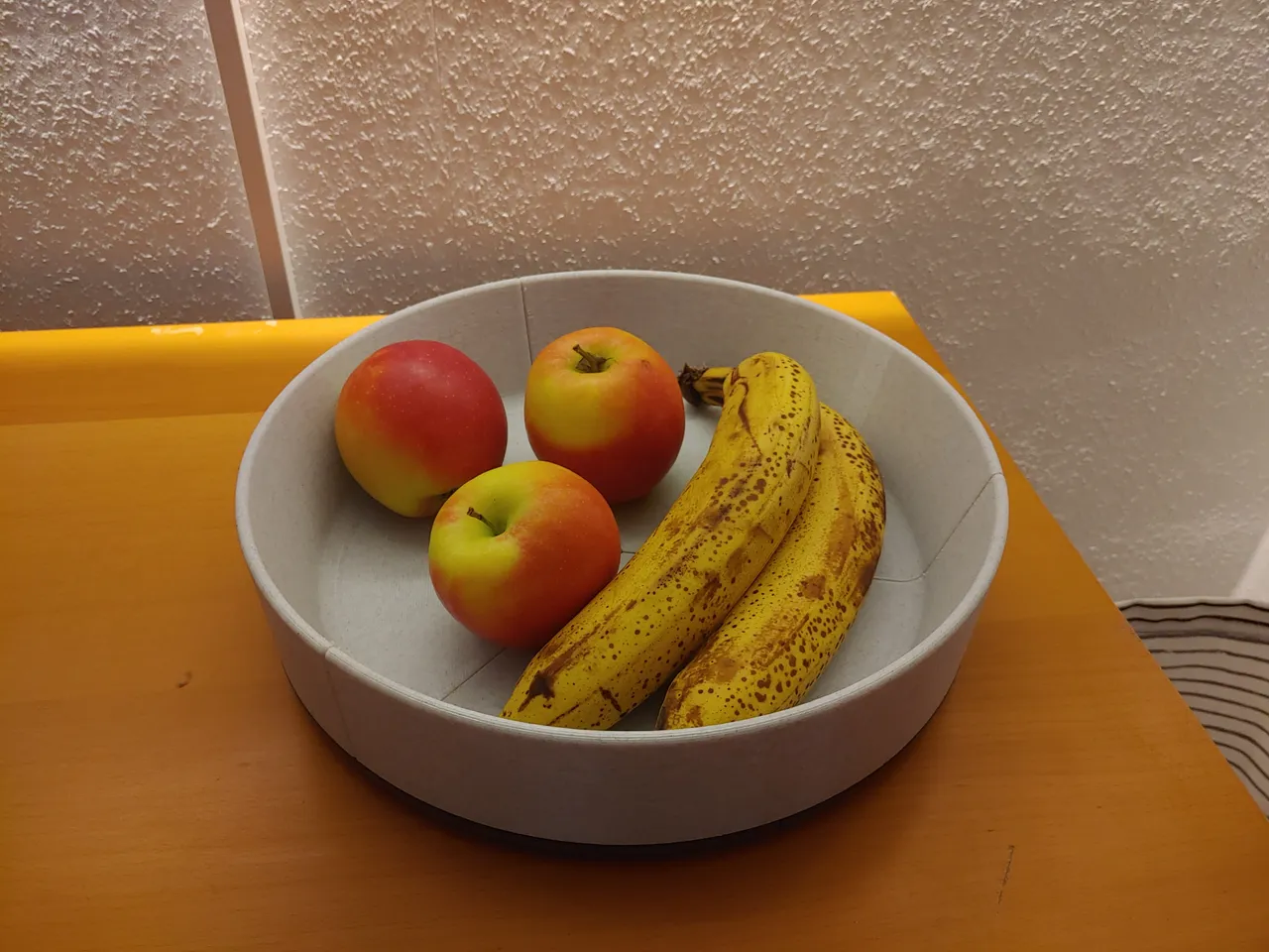 Stylish, modern Fruit Bowl by 3DJourney