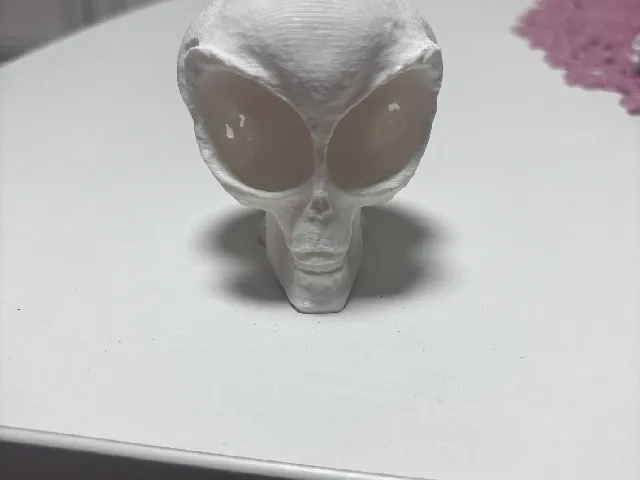 Alien Head Skull Sculpture