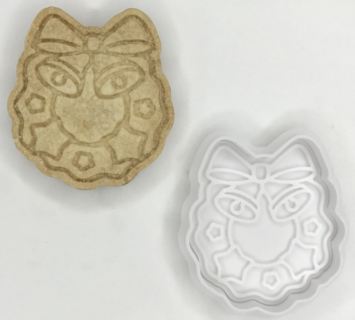 Christmas wreath cookie cutter