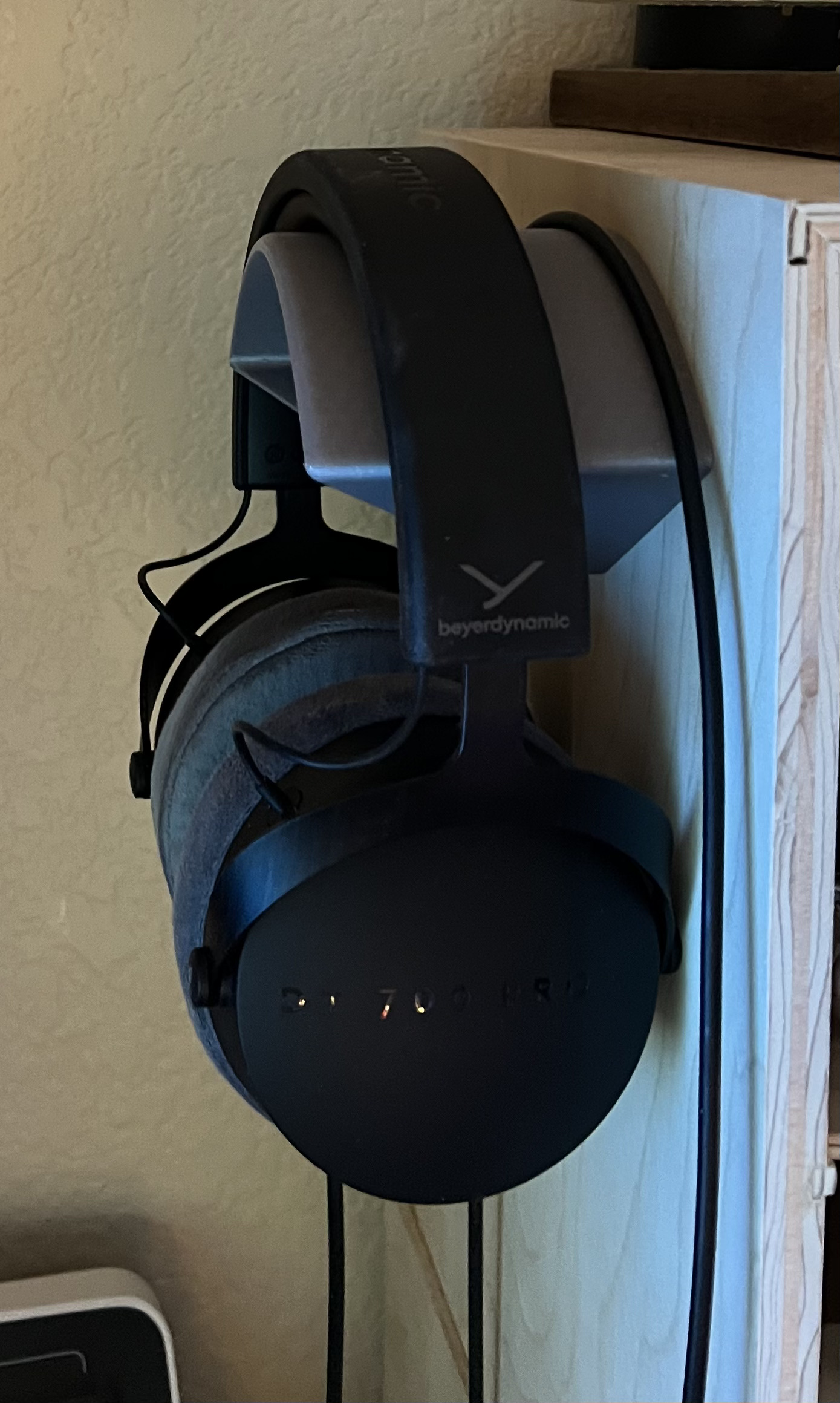 Headphone wall mount by Collinsb | Download free STL model | Printables.com