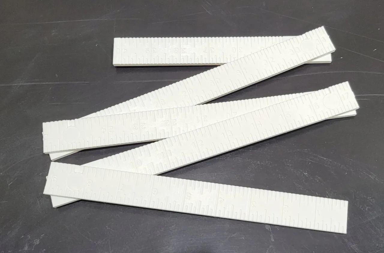 Print in place foldable ruler 40 in long by Mocodroid | Download free ...