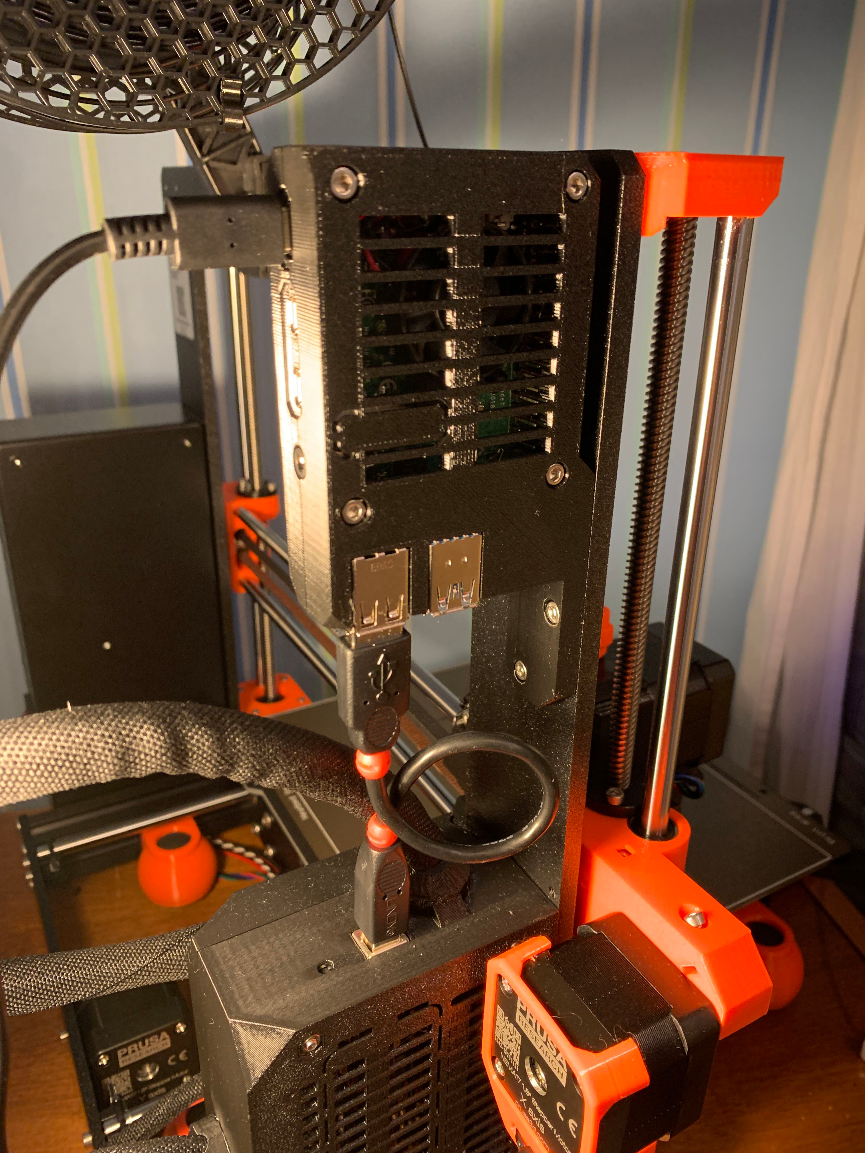 Miniatura 3 do modelo 3D Raspberry Pi4 case for Prusa MK3