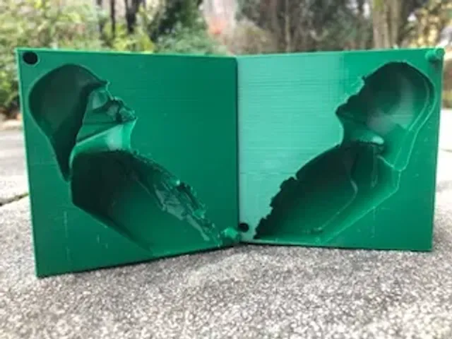 Darth Vader Bust Snow Mold