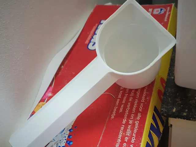 Laundry detergent scoop