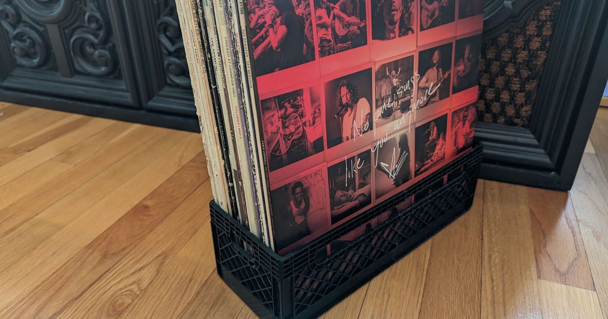 Vinyl Record Milk Crate by Serentos Download free STL model